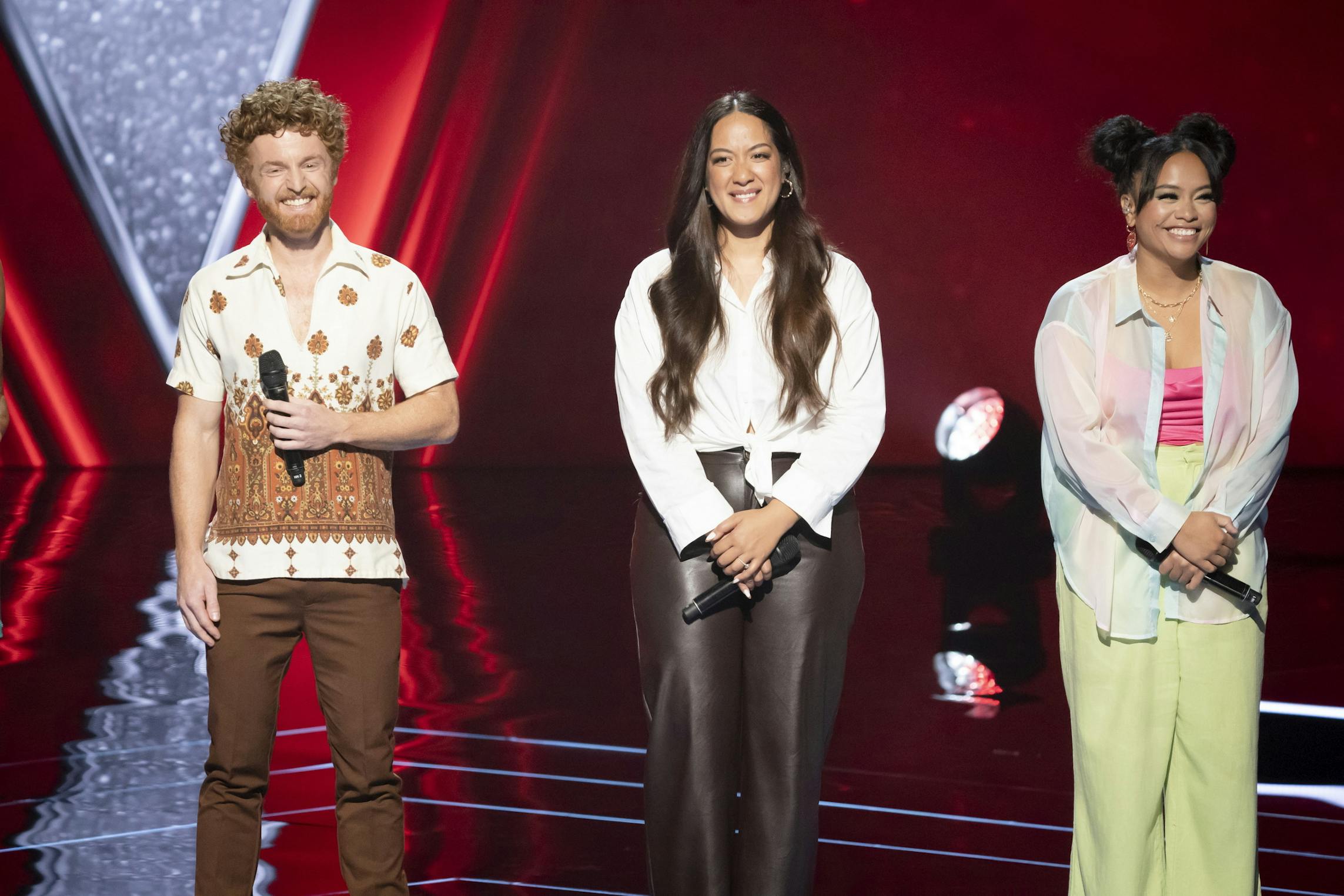 The Voice hotline heats up TV Guide Tonight